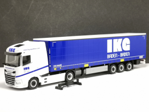 HER959001 - DAF XG 4x2 with 3-axle trailer IKG Spedition