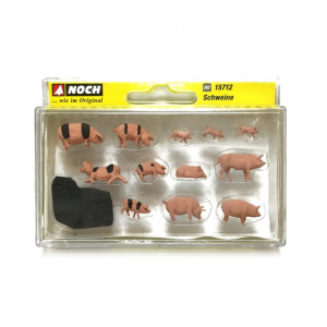 NOC15712 - 12 pigs