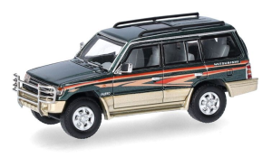 HER87MC000050 - MITSUBISHI Pajero green