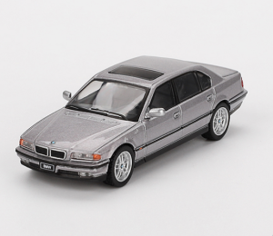 MGT00792-L - BMW E38 750 IL Aspen Metallic Silver 2000 LHD