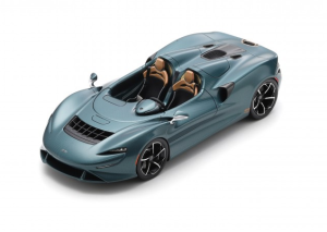 SCH18U00071 - 2020 McLaren Elva blue