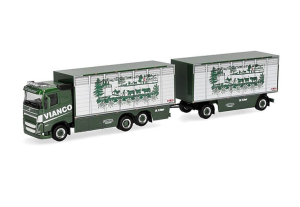HER320832 - VOLVO FH FD 6x2 livestock transporter with VIANCO 1+1-axle trailer