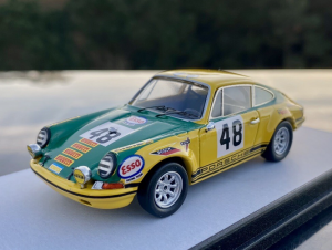 TRODSN252 - PORSCHE 911 S #48 1971 Le Mans 24 Hours M.ILOTTE-JP.HANRIOUD