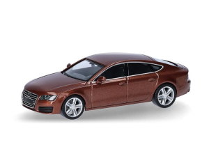 HER034470-002 - AUDI A7 metallic brown