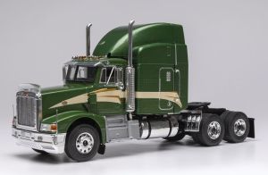 IXOTR232.22 - PETERBILT 377 A/E 6x4 1998 Dark Green