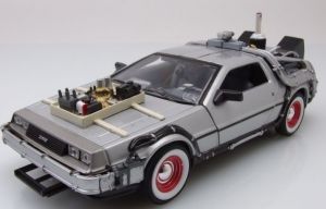 WEL22444 - DELOREAN BACK TO THE FUTURE Episode 3