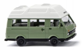 WIK026901 - VOLKSWAGEN LT 28 light green camper van