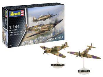 REV03771 - SUPERMARINE Spitfire Mk.Ia & HURRICANE MK.I military aircraft to assemble and paint