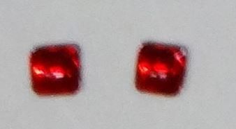 ART04360_R - Square Headlight Lens x2 Red - 2x2 mm