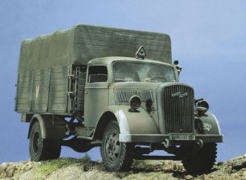 ITA0216 - OPEL Blitz vehicle to assemble and paint