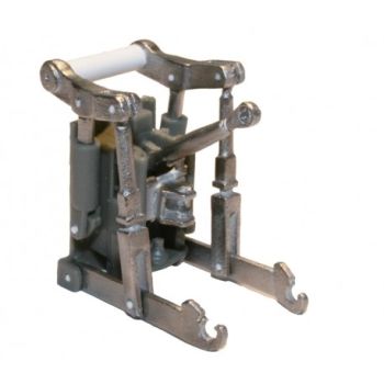 ART04101 - Rear linkage kit - 150 to 250 hp.