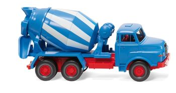 WIK068208 - MAN 6x4 blue and white spinning top