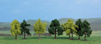 HEK1140 - 8 trees 4 cm hardwood