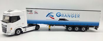 ELI118664 - DAF XG 4x2 with 3-axle covered trailer GRANGER Transport