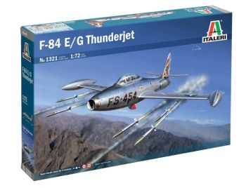 ITA1321 - REPLUBLIC F-84 G Thunderjet bomber jet to assemble and paint