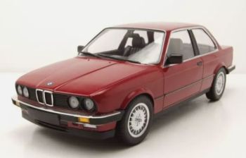 MNC155026008 - BMW 323i - E30 1982 Red