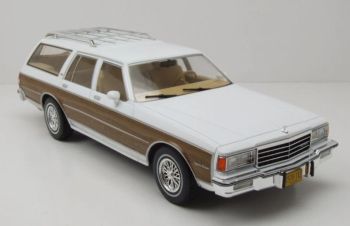 MOD18475 - CHEVROLET Caprice Estate Wagon 1985 White and Brown