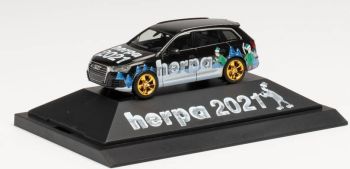HER102179 - AUDI Q7 Christmas HERPA 2021