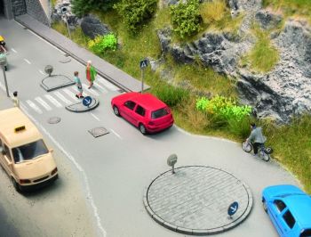 NOC14690 - Set of traffic islands without poles or signs