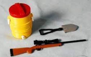 PHT15106 - Cooler gun and shovel