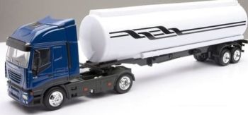 NEW15623 - IVECO Stralis 4x2 green with trailer tanker 2 axles