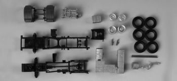HER082716 - Set of 2 DAF XF 105 Chassis - Kit