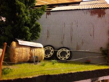 CW01 - miniature barbed wire