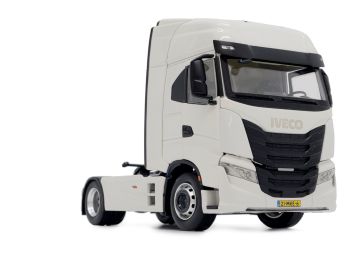 MAR2231-01 - IVECO S-Way 4x2 White