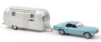NOREV270582 - 1968 FORD Mustang Metallic Blue with Airstream Jet Caravan