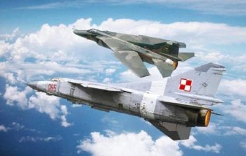 ITA2798 - MiG-23 MF/BN Flogger fighter plane to assemble and paint