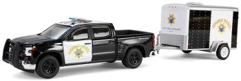 GREEN32315-C - CHEVROLET Silverado 2023 California Police with trailer from the HOT PURSUIT series in blister pack
