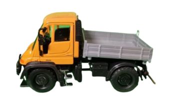 WEL32380JAUNE - MERCEDES-BENZ Unimog U400 Yellow and grey