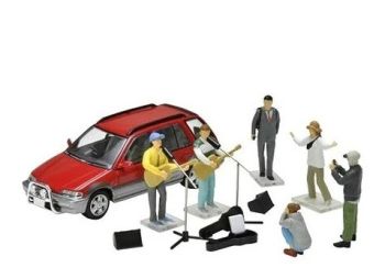 TOM325239 - Street music with red HONDA Civic Shuttle and accessories