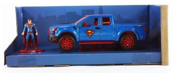 JAD33092 - 2017 FORD Raptor F-150 with SUPERMAN figure