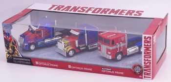 JAD33396 - TRANSFORMERS Truck 3 pack - OPTIMUS Prime