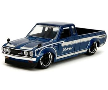 JAD35953 - Datsun 620 Navy 1972 blue - JDM Tuners