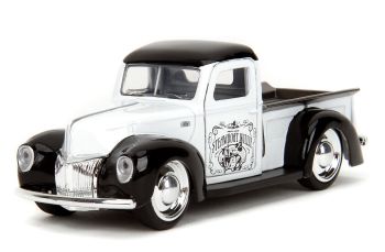 JAD36091 - 1941 FORD Pickup White - Steamboat Willie MICKEY MOUSE
