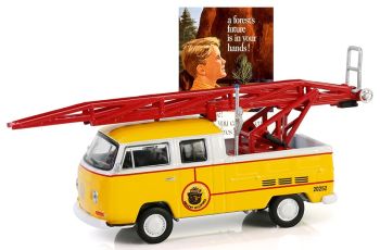 GREEN38070-B - VOLKSWAGEN Type2 Double cab Pick-up - Ladder Truck 1968 yellow from the SMOKEY BEAR series in blister pack