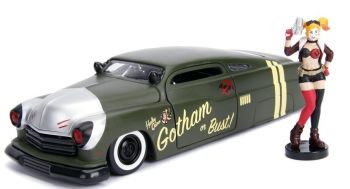 JAD30456 - MERCURY 1951 with Harley Quinn