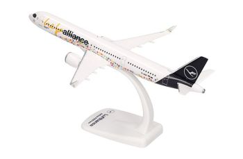 HER614832 - AIRBUS A321neo Lufthansa Help Alliance on a plinth