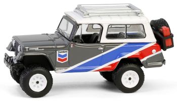 GREEN41175-C - 1970 JEEP Jeepster Commabdo from the CHEVRON SPECIAL series in blister pack
