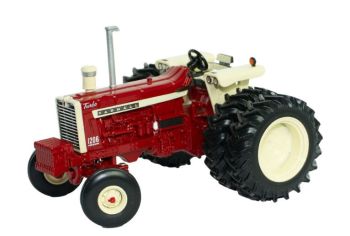 BRI43412 - IH FARMALL 1206 rear twin wheels