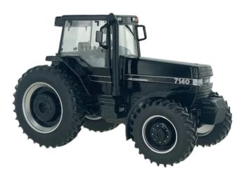 BRI43416BL - CASE IH Magnum 7140 Black - Limited to 501 units.