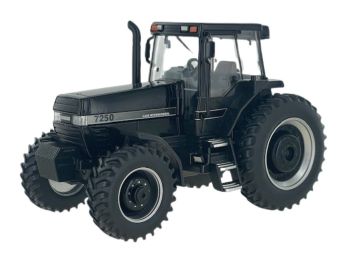 BRI43417BL - CASE IH Magnum 7250 Black - Limited to 501 units.