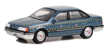 GREEN44980-A - 1986 FORD Taurus blue from the film TOMMY BOY in blister pack
