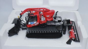 JC4816 - PISTENBULLY 600W snow groomer - NAUDERS