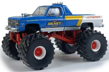 GREEN49160-B - CHEVROLET C30 1983 Monster truck - HOLMAN'S BEAST from the KINGS OF CRUNCH series in blister pack