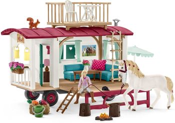 SHL42593 - Caravan secret meetings