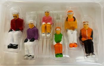 JC54200 - 6 seated figures with ski