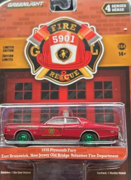 GREEN67050-BVERT - PLYMOUTH Fury 1976 with green rims Fire brigade of New Jersey from the FIRE & RESCUE series in blister pack